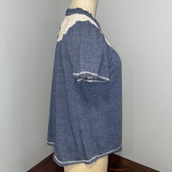 NWOT Hem & Thread Demin Color Short Sleeve Top Size S - Picture 3 of 7